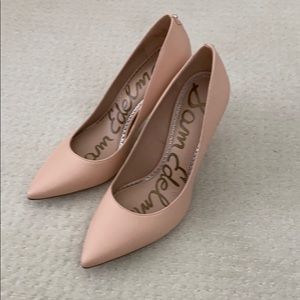 Sam Edelman Nude Pumps